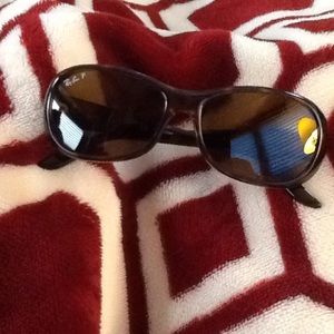 Ray Brown brown polarized. Woman's sun glasses