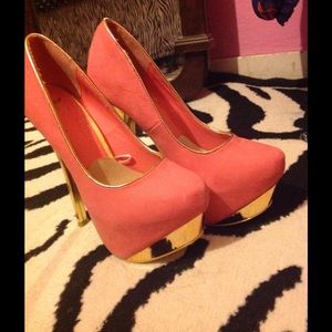 Salmon and gold heels