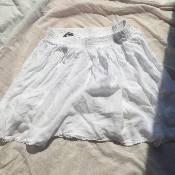 Brandy Melville skirt