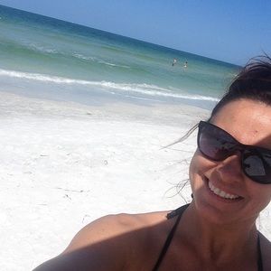 Meet your Posher, Stefanie