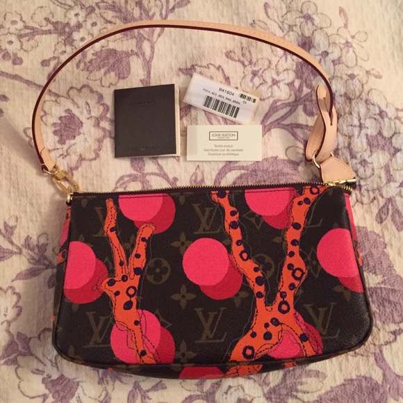 NWOT small louis vuitton summer 2015 purse