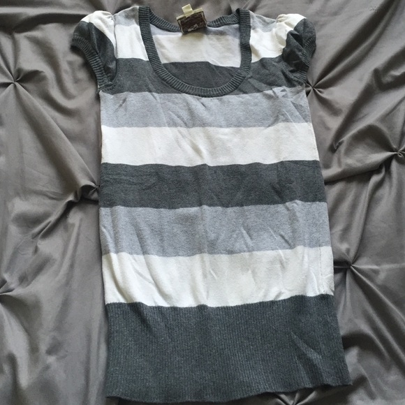 Grey and white striped shirt sleeve sweater