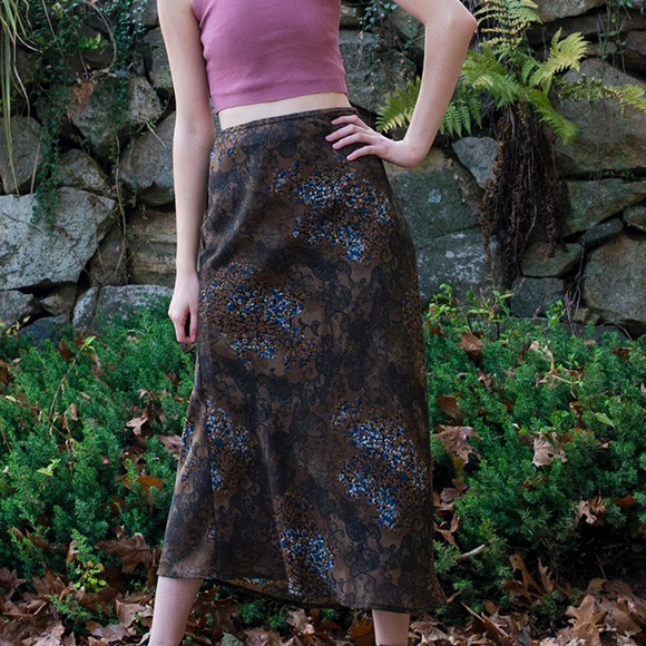 Vintage Dresses & Skirts - Lacy Floral Printed Maxi Skirt