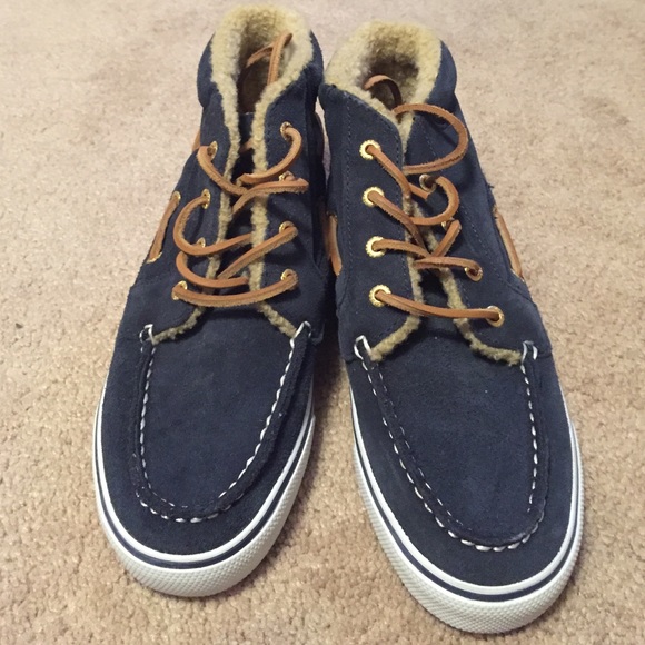 Sperry top-slider booties