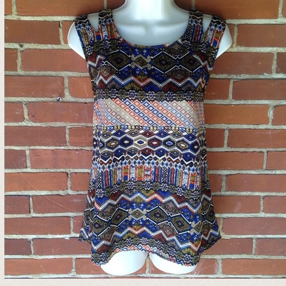 NWT Blue Pattern Layering Sleeveless Top Size S