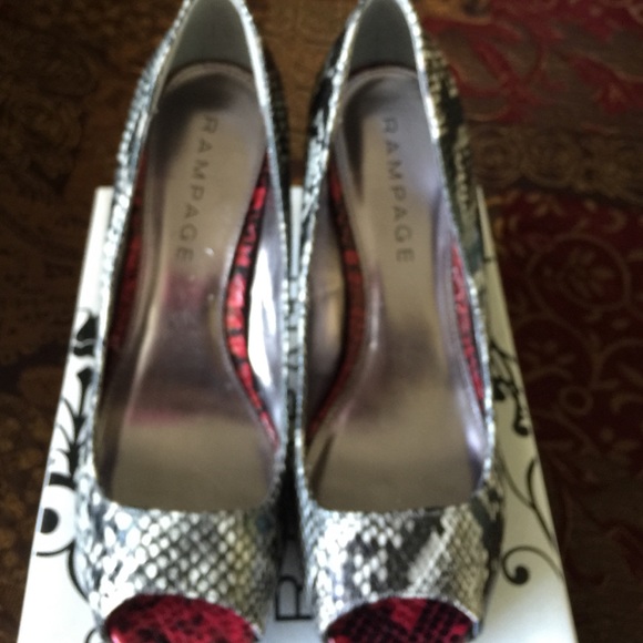 Gracee 2 platform pump - Picture 2 of 4