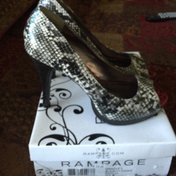 Gracee 2 platform pump - Picture 4 of 4