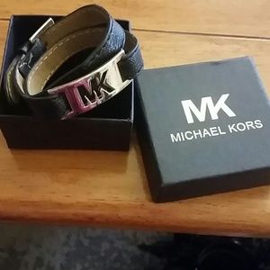 Hold do not purchase!!!! Bundle @champ_taste br