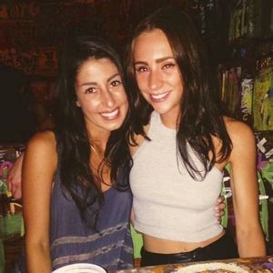 Meet your Posher, Carly