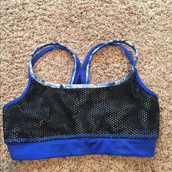 SOLD!!!!! Zella Strappy Sports Bra!