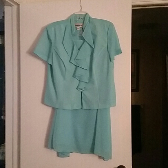 Danny & Nicole Skirt and Blouse set