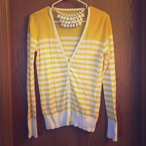 Old navy v-neck cardigan