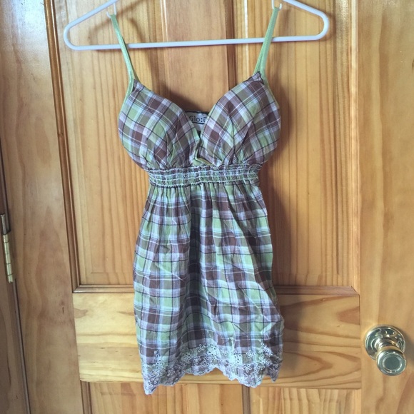 Green and brown cute top