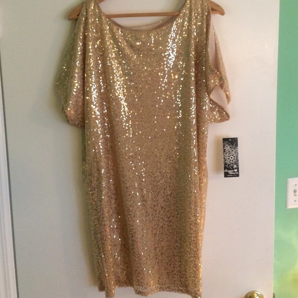 GOLD SEQUINS DRESS