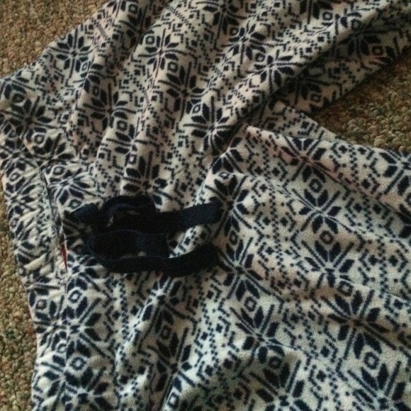 Pjs - Picture 3 of 3