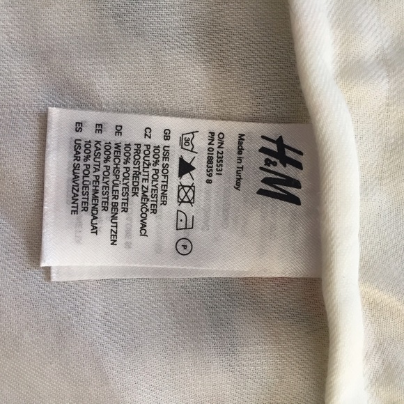 H&M Infinity scarf - Picture 3 of 4