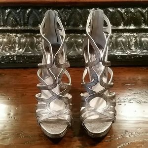 MICHAEL Michael Kors Tatianna Sandel Platform 8.5M