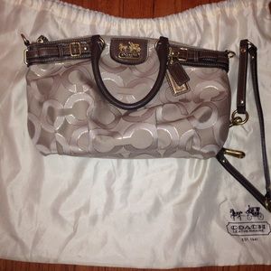 New condition Coach bag barely used