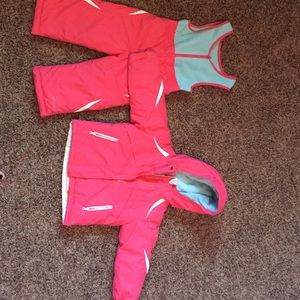 Girls snowsuit! Super cute used once or twice.