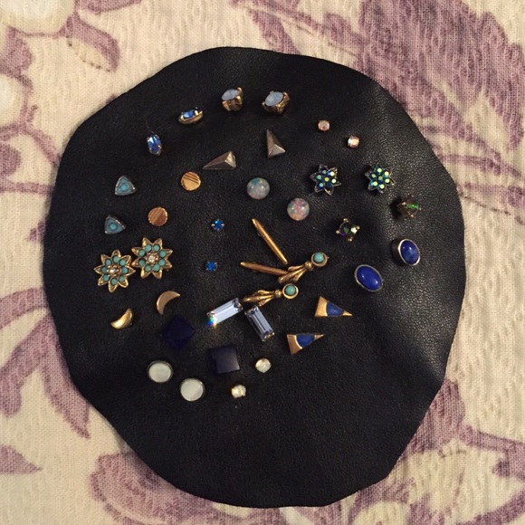 NWT Free People Stud Set of earrings. Never worn