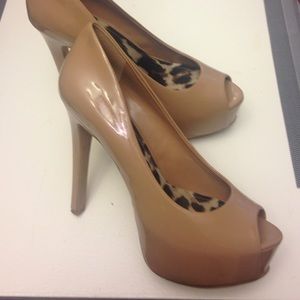 Patent Leather Jessica Simpson Carri heels - 7.5