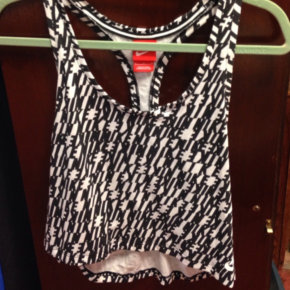 Nike tank top!!