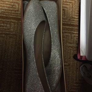 Goes along with the gray dress for free