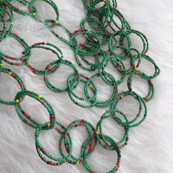 🚫BUNDLED🚫Green Multi layers Beaded Necklace - Picture 3 of 3