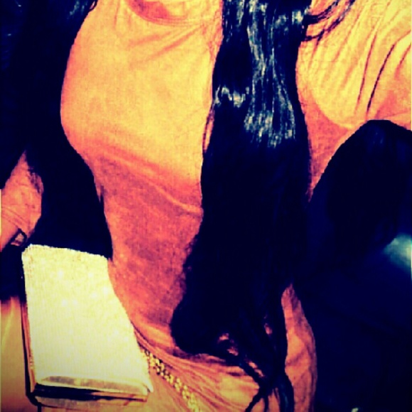 Meet your posher. - Picture 2 of 4