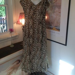 Midcalf length leopard skin pattern