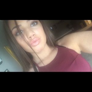 Meet your Posher, Jade