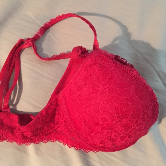 Victoria's Secret ultra push-up! Go from A to C - Picture 4 of 4