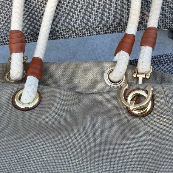 Additional pics of MK purse - Picture 1 of 4