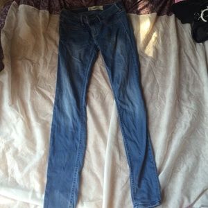Hollister skinny jeans