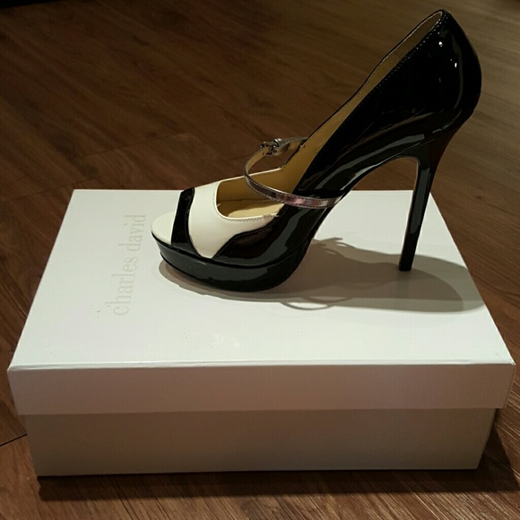 Charles David Platform Pumps - Picture 2 of 4