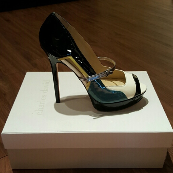 Charles David Platform Pumps - Picture 3 of 4