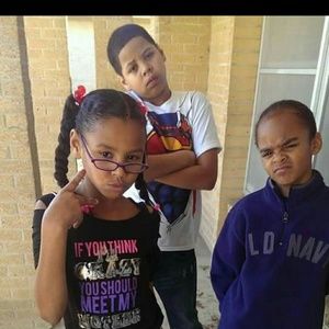 Meet your Posher, April