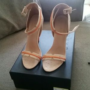 USED L.A.M.B. Jazmyn heels