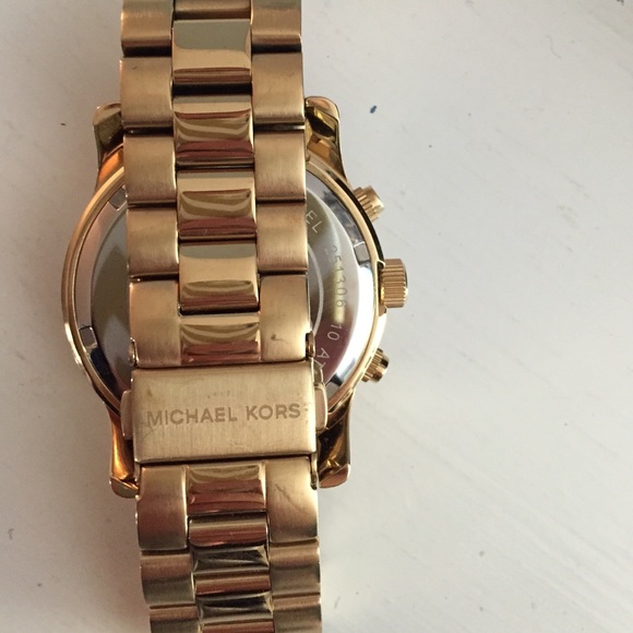 Michael Kors watch - Picture 3 of 4