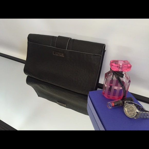 Jessica Simpson Black Clutch - Picture 2 of 3