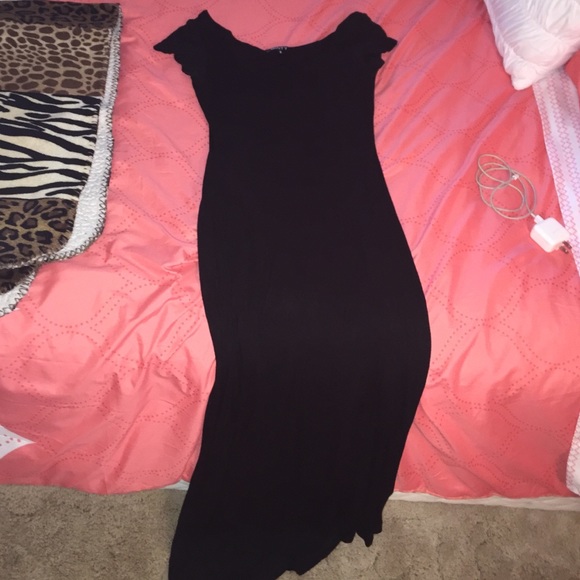 Long black dress - Picture 1 of 1