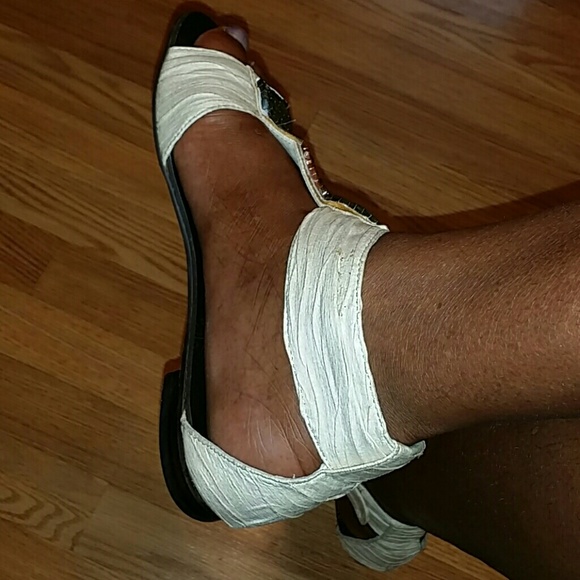 Sandals - Picture 2 of 3