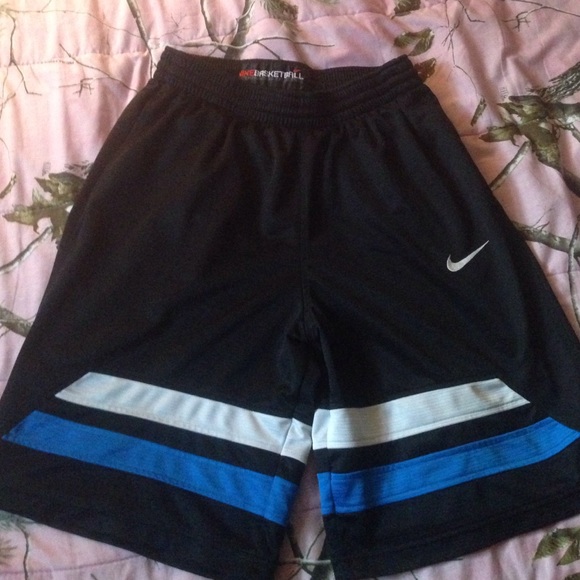 Basketball shorts