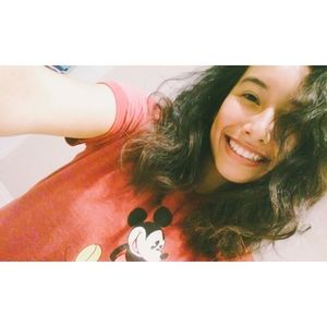 Meet your Posher, Caroline