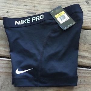 NWT Nike Pro 3" compression shorts size SMALL