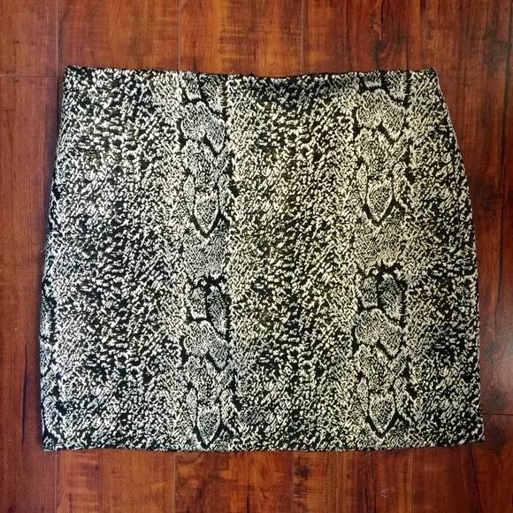 Black & Gold A-Line Skirt