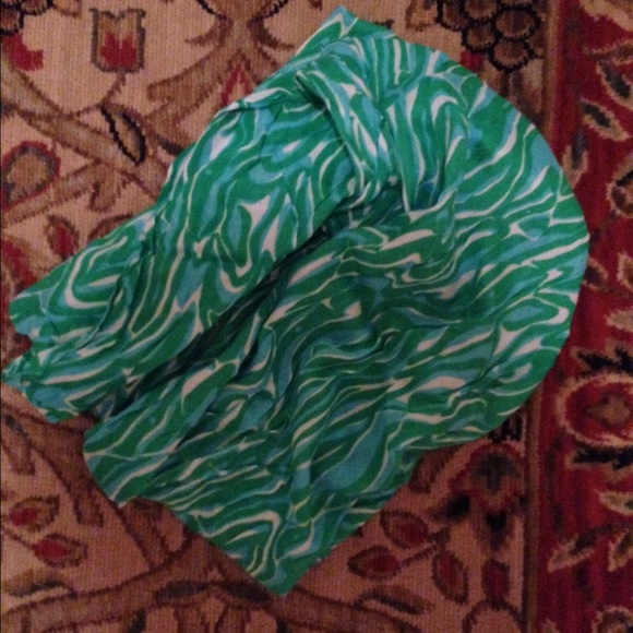 Lilly pulitzer scarf