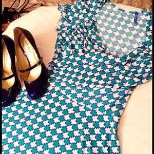 Leota Blue and Green Geometric Print Dress
