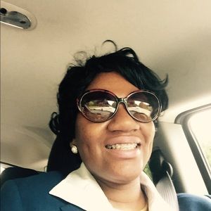 Meet your Posher, Tisha