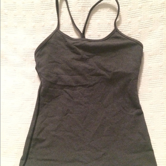 Lululemon micro stripe power y size 6